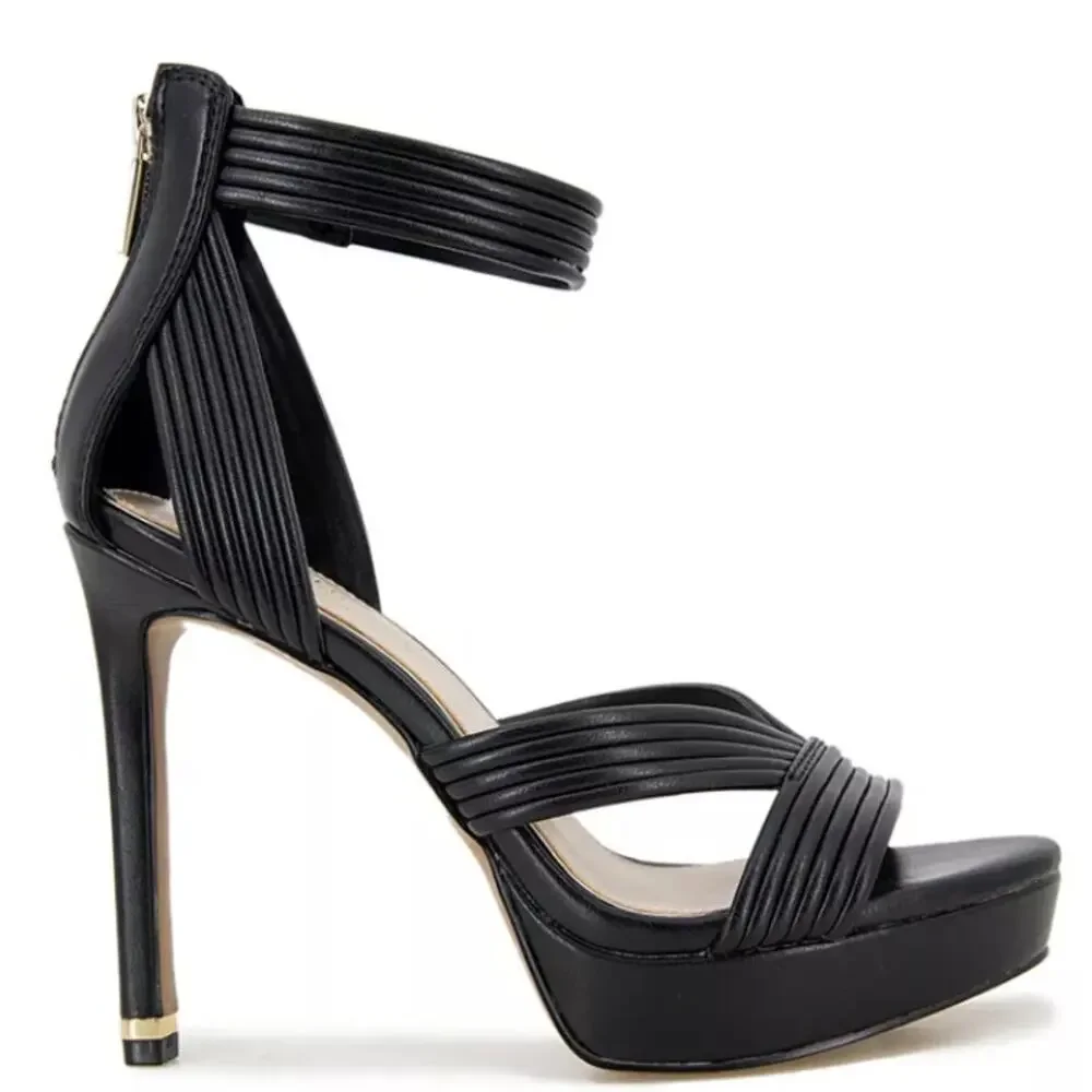 Kenneth Cole New York Women's Strappy Nadine Sandals size 7m nwob - Picture 2 of 8